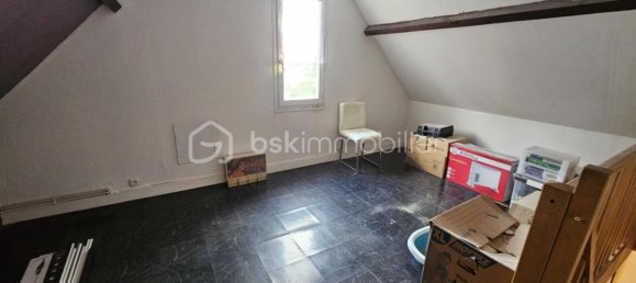 5 bedrooms House in Saint-Pierre-les-Elbeuf, France No. 353741 15