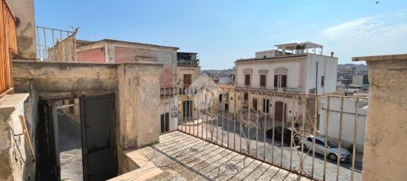 4 Schlafzimmer Haus in Canosa di Puglia, Italy, Nr. 300021 7