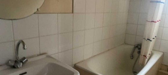 Estudio en Rouen, France No. 198770 4