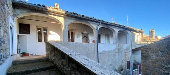 Apartamento de 3 habitaciónes en Gradoli, Italy No. 196123 14