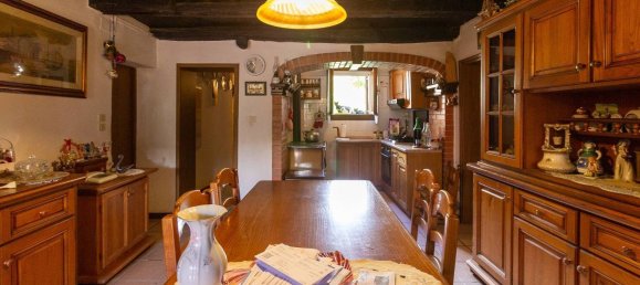 Замки и поместья с 10 комнатами в Порденоне, Италия № 288591 6