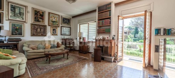 4 Schlafzimmer Haus in Rome, Italy, Nr. 379378 11