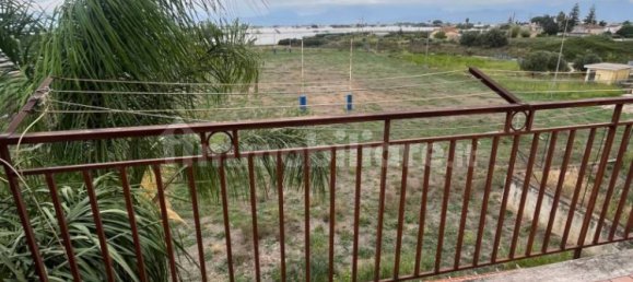 4 bedrooms House in Battipaglia, Italy No. 337838 25