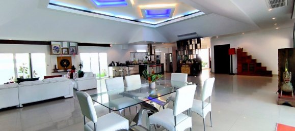 3 bedrooms Cafe / restaurant in Pattaya, Thailand No. 11349 11