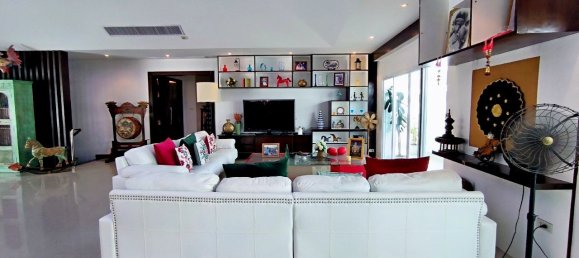 3 bedrooms Cafe / restaurant in Pattaya, Thailand No. 11349 12