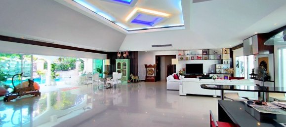 3 bedrooms Cafe / restaurant in Pattaya, Thailand No. 11349 13