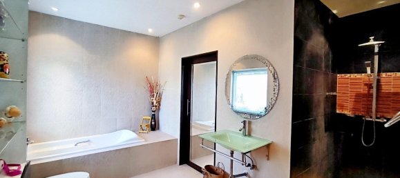 3 bedrooms Cafe / restaurant in Pattaya, Thailand No. 11349 24