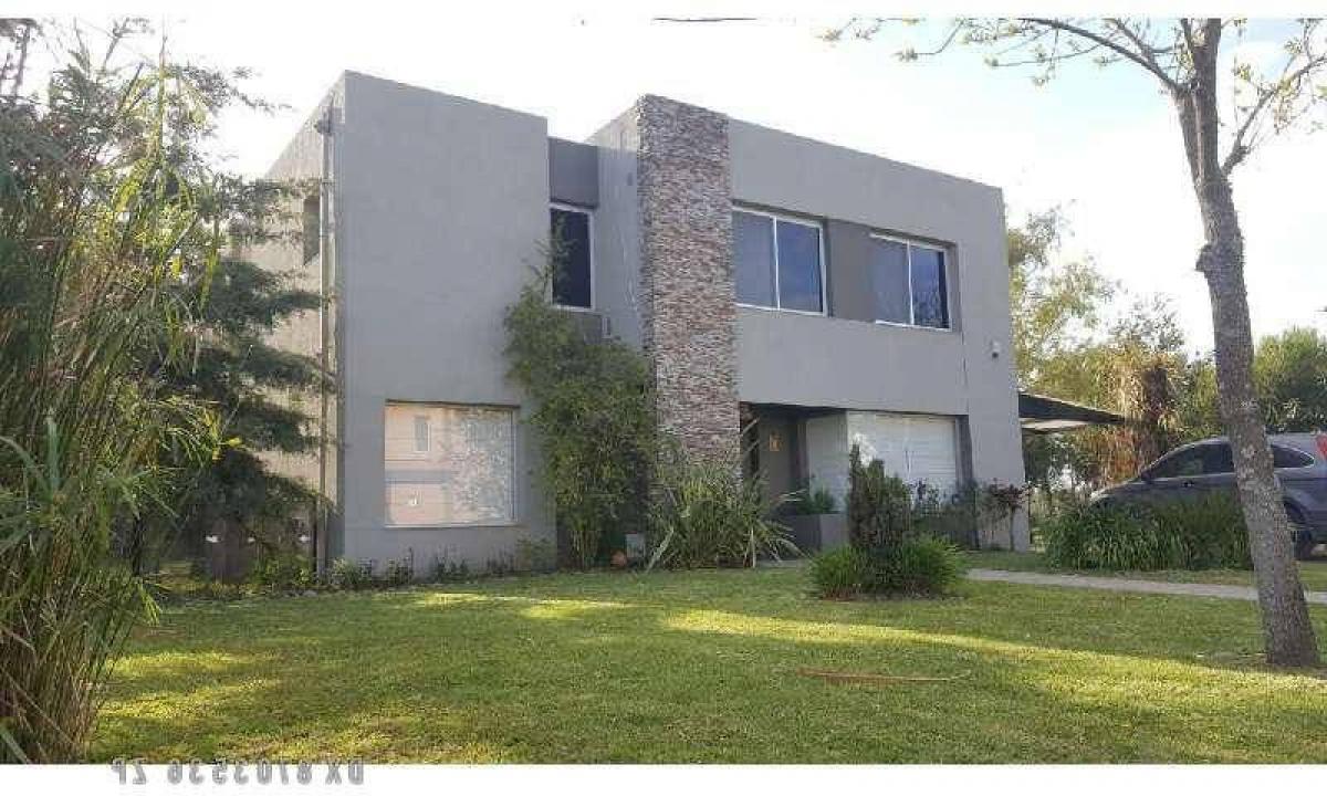 3 bedrooms House in Tigre, Argentina No. 87014