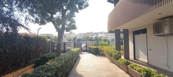 Apartamento de 3 divisões em Bari, Italy N.º 202195 4