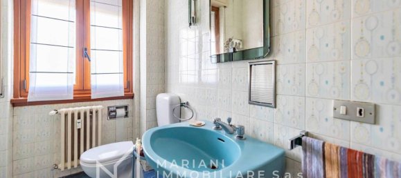 4-salle Appartement à Castellanza, Italy No. 27808 13