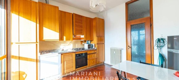 4-salle Appartement à Castellanza, Italy No. 27808 18