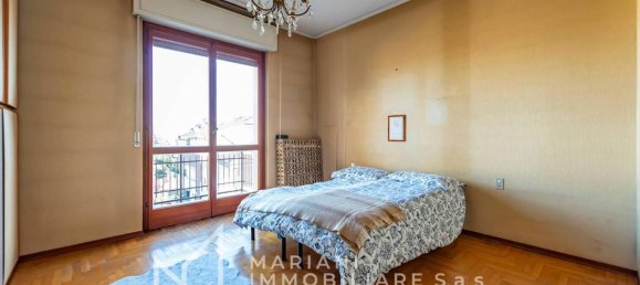 4-salle Appartement à Castellanza, Italy No. 27808 39