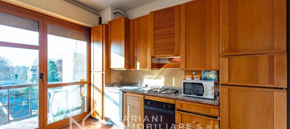 4-salle Appartement à Castellanza, Italy No. 27808 32