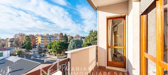 4-salle Appartement à Castellanza, Italy No. 27808 21