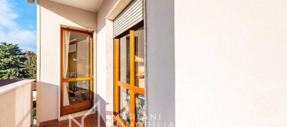 4-salle Appartement à Castellanza, Italy No. 27808 53