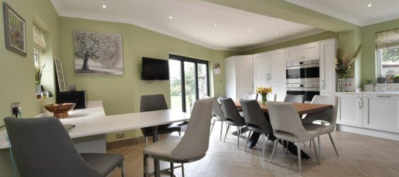 4 Schlafzimmer Haus in Chingford, United Kingdom, Nr. 3932 26