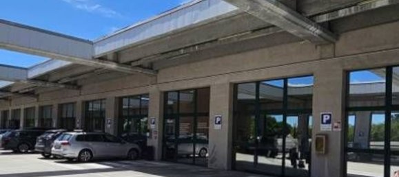 Büro in Gallarate, Italy 660m², Nr. 110764 2