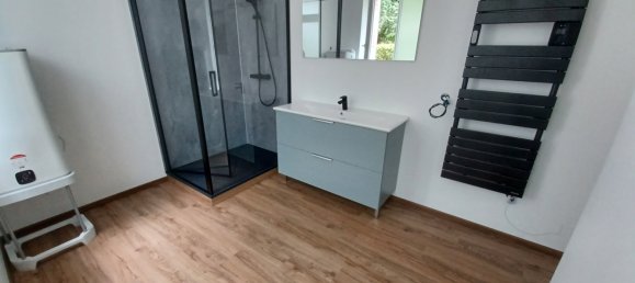 Casa de 6 dormitorios en Centre-Val de Loire, France No. 300459 9