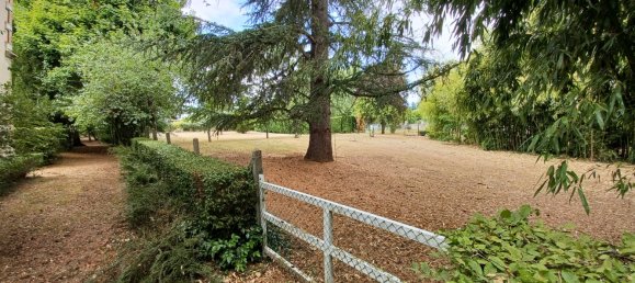 Casa de 6 dormitorios en Centre-Val de Loire, France No. 300459 4