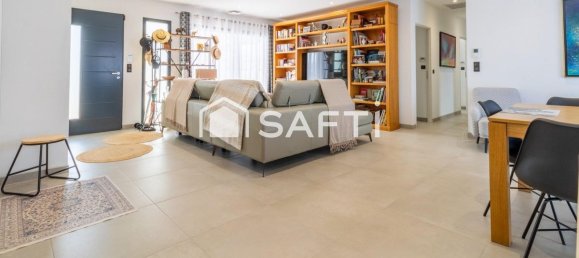 3 bedrooms House in Bergerac, France No. 109069 3