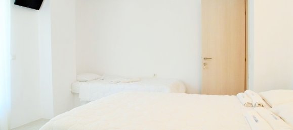 20 bedrooms Townhouse in Chalkidiki, Greece No. 6319 9