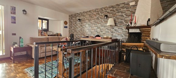 2-Zimmer Penthouse in Naples, Italy, Nr. 31554 9