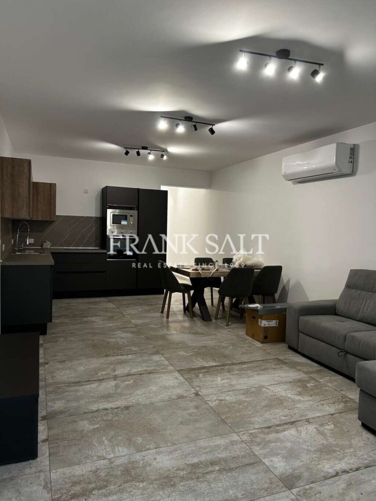 3 bedrooms Apartment in Sannat, Malta No. 951