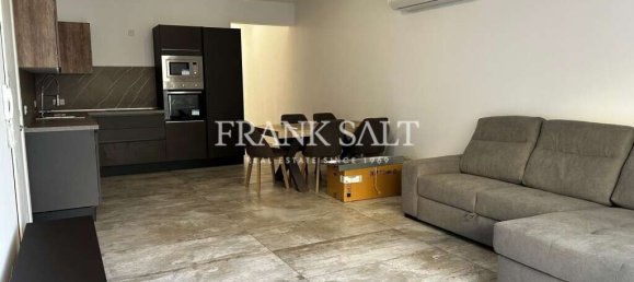 3 bedrooms Apartment in Sannat, Malta No. 951 2