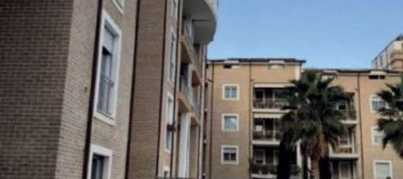 3 bedrooms Apartment in Macerata, Italy No. 315295 7