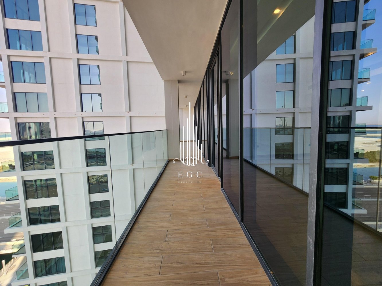 2 bedrooms Apartment in Al Reem Island, UAE No. 26873