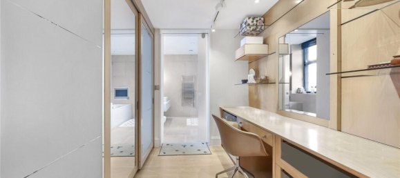 5 bedrooms House in London, United Kingdom No. 5335 55