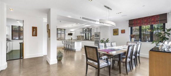 5 bedrooms House in London, United Kingdom No. 5335 41