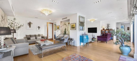 5 bedrooms House in London, United Kingdom No. 5335 63