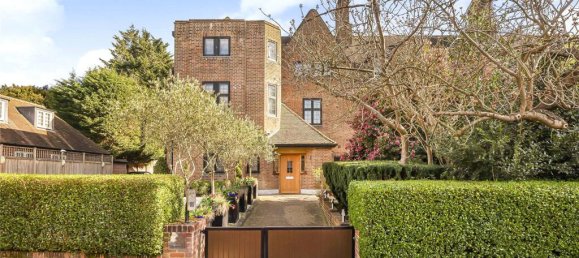 5 bedrooms House in London, United Kingdom No. 5335 38