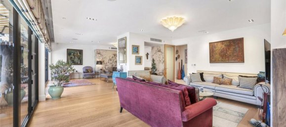 5 bedrooms House in London, United Kingdom No. 5335 78