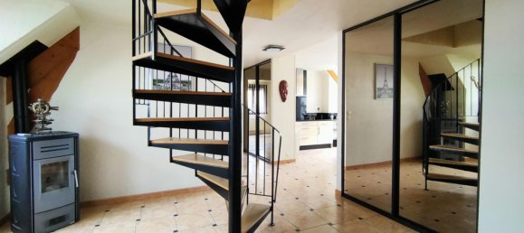 3 Schlafzimmer Villa in Crepy-en-Valois, France, Nr. 94077 5