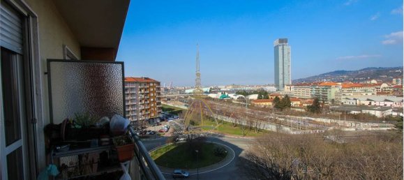 2 bedrooms Apartment in Turin, Italy No. 118876 18