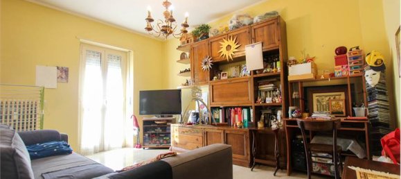 2 bedrooms Apartment in Turin, Italy No. 118876 11
