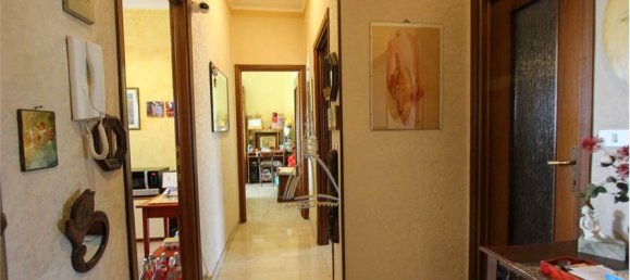 2 bedrooms Apartment in Turin, Italy No. 118876 10
