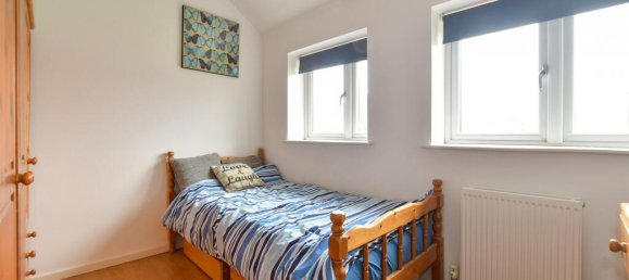 4 bedrooms House in Essex, United Kingdom No. 3969 18