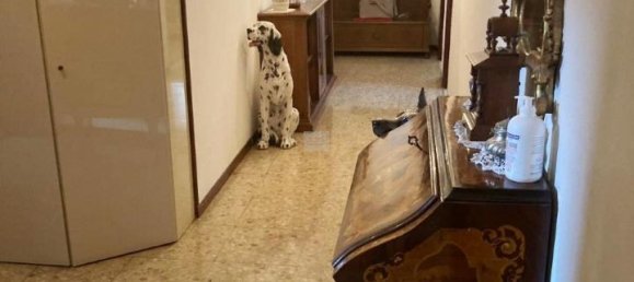 4 rooms Apartment in Padua, Italy No. 38695 3