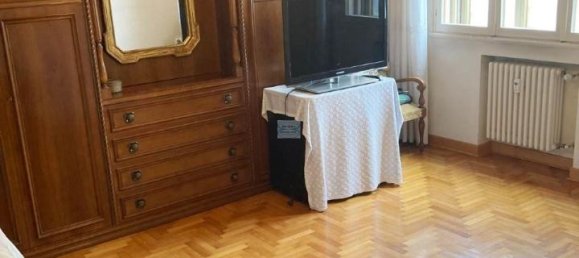 4 rooms Apartment in Padua, Italy No. 38695 9