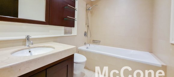 Studio in The Views, UAE No. 25935 6