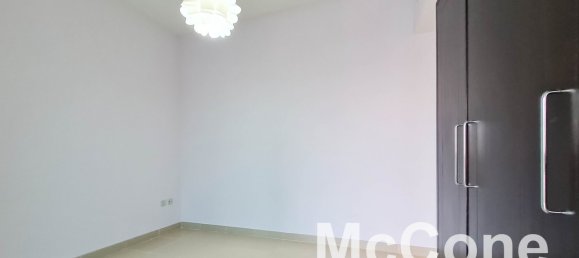 Studio in The Views, UAE No. 25935 11