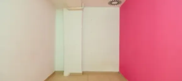 Imóvel comercial em Granada, Spain 51 m² N.º 181195 3