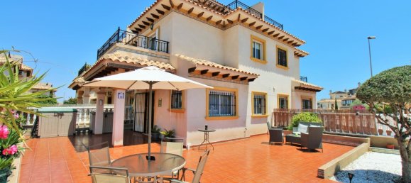 Casa de 2 dormitorios en La Zenia, Spain No. 181602 5