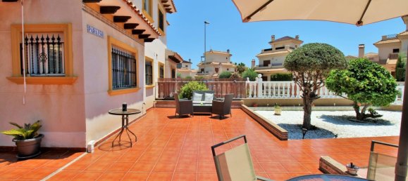 Casa de 2 dormitorios en La Zenia, Spain No. 181602 4