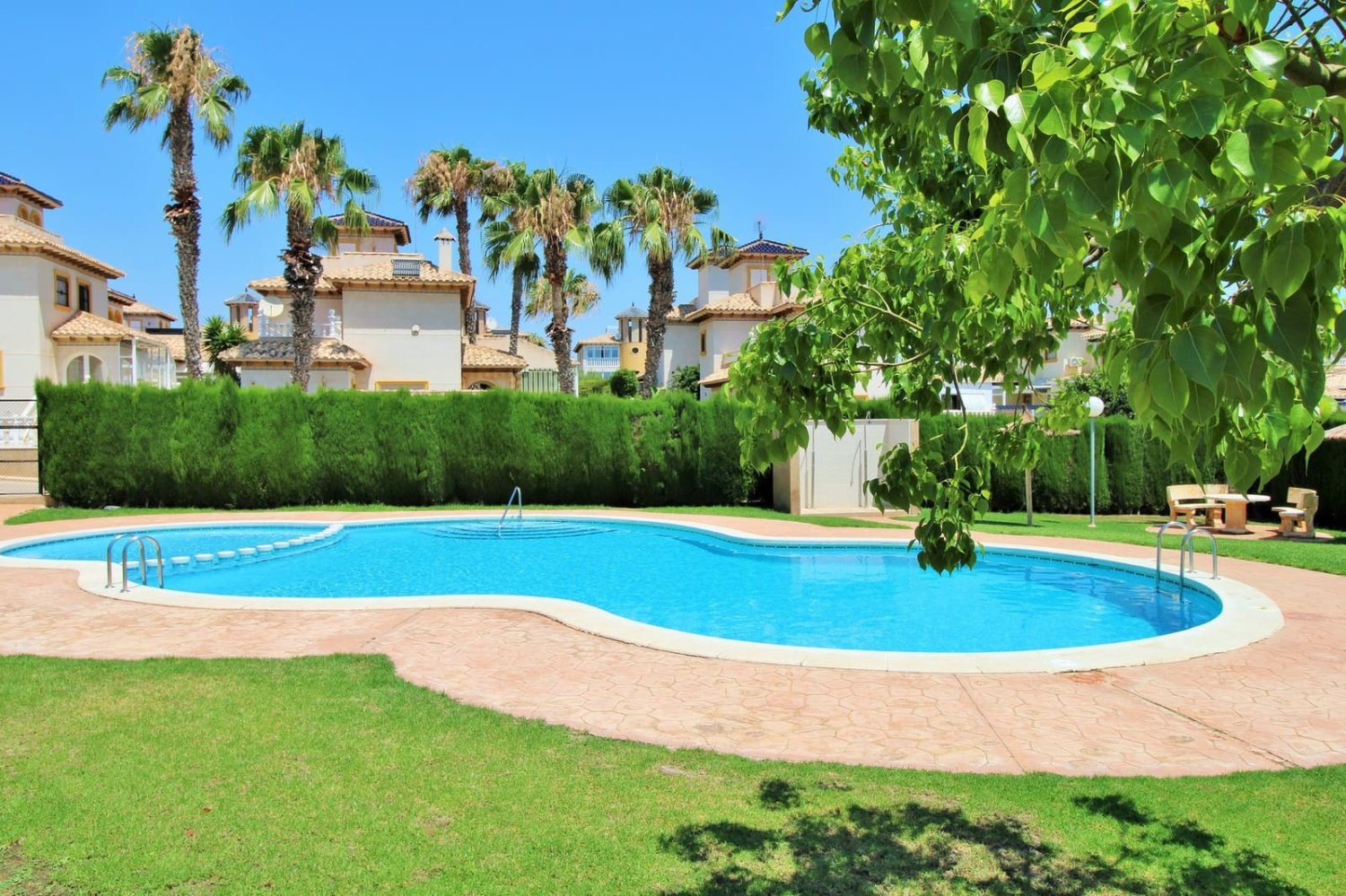 Casa de 2 dormitorios en La Zenia, Spain No. 181602