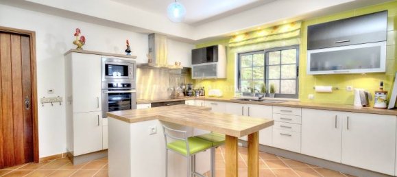 3 bedrooms Villa in Loule, Portugal No. 146117 2