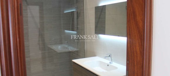 3 bedrooms Villa in Swieqi, Malta No. 8952 17